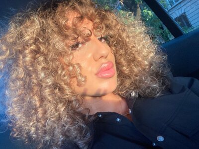 CurlyAnt0