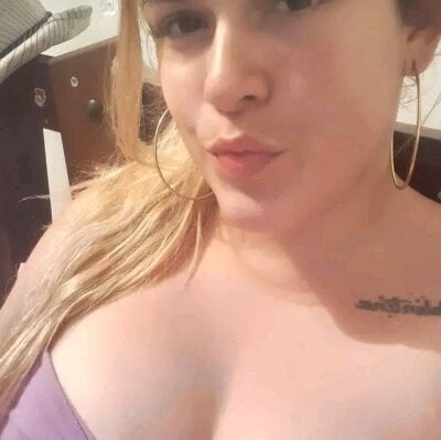 SaritaaxxxLive Webcam