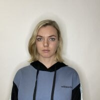 AmitaJames' Offline Chat Room