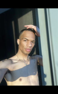 rorothahoe2's Offline Chat Room