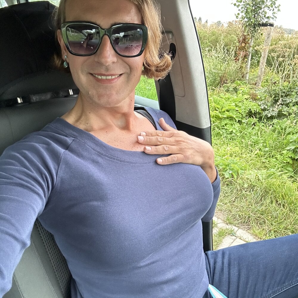 radanamilf from stripchat