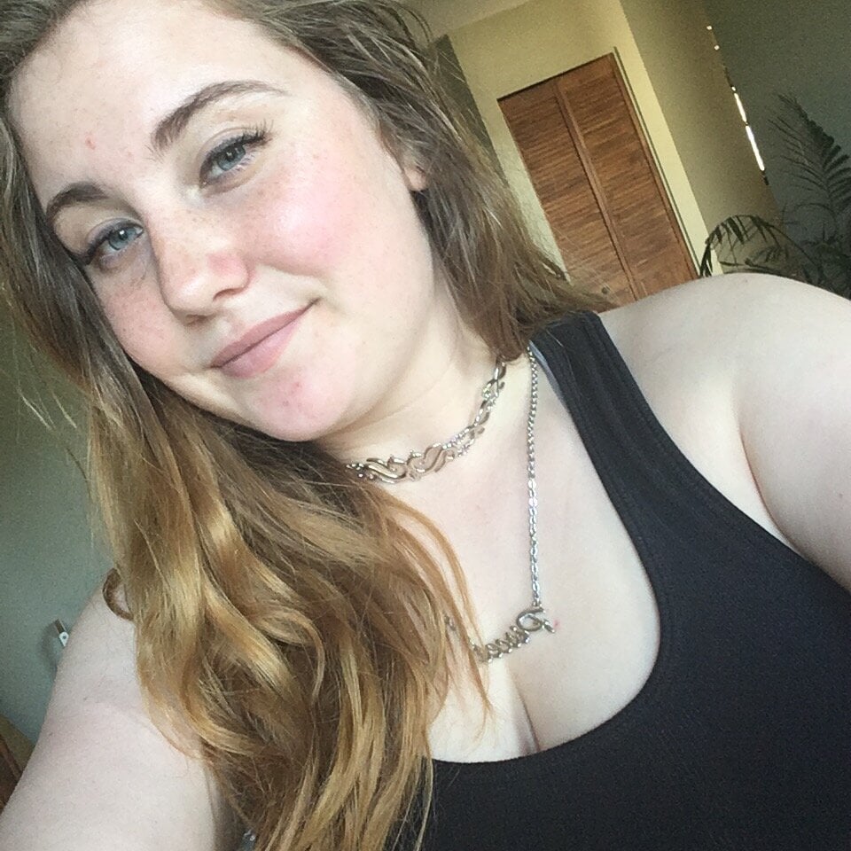 EllieCutie143's Offline Chat Room