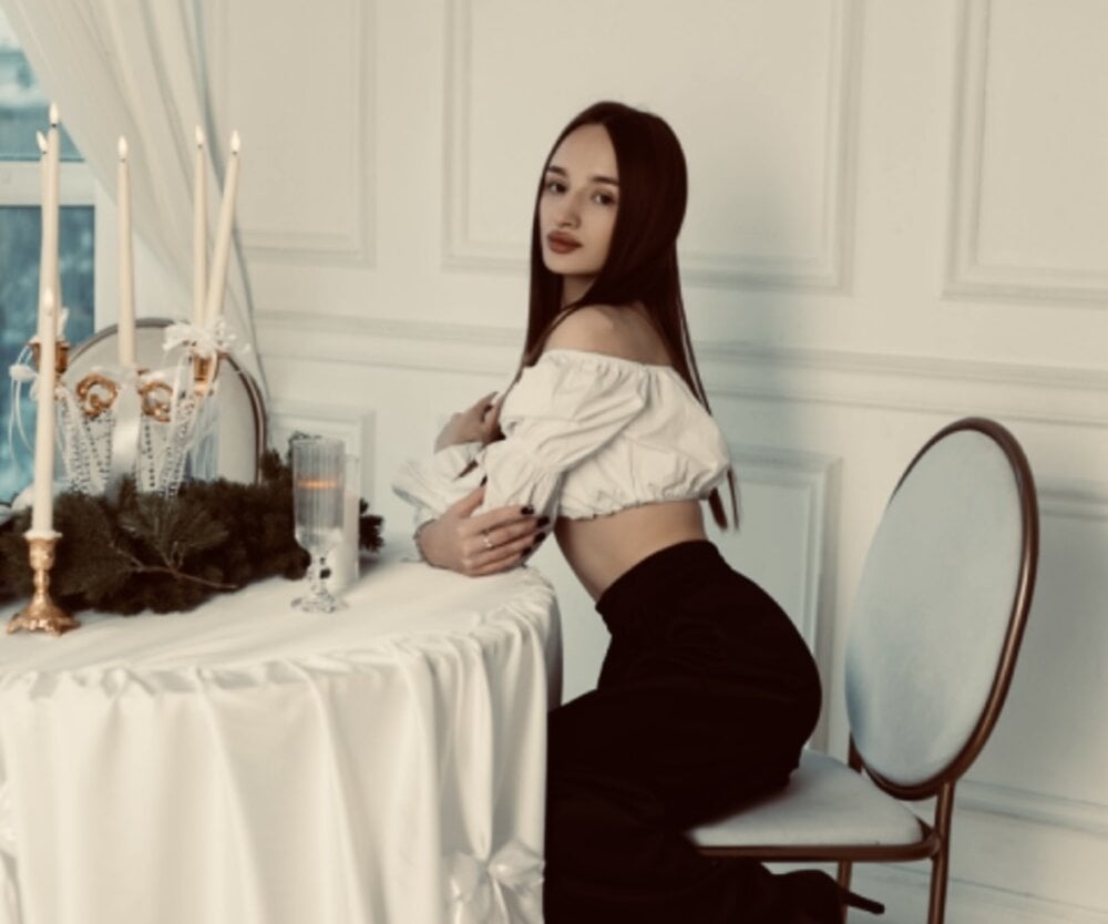 miiss__lulu's Offline XXX Chat