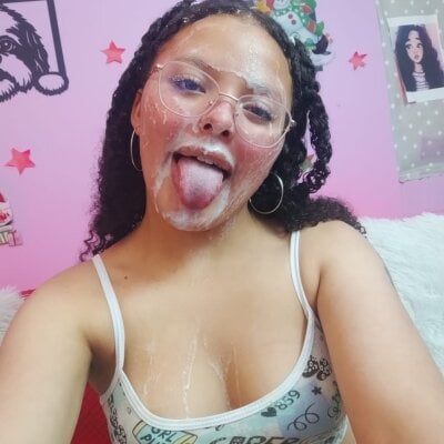 Mia_Curly on StripChat