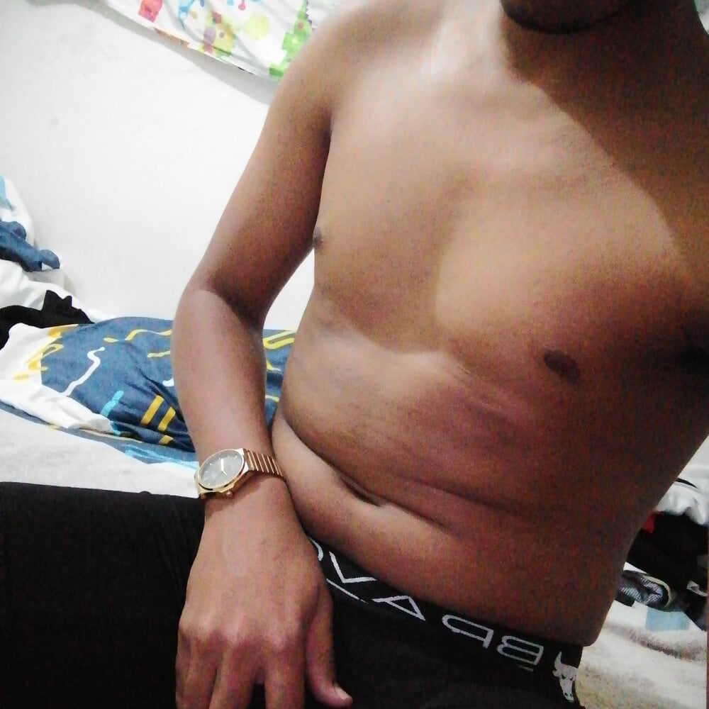 denitxongonzalez profile