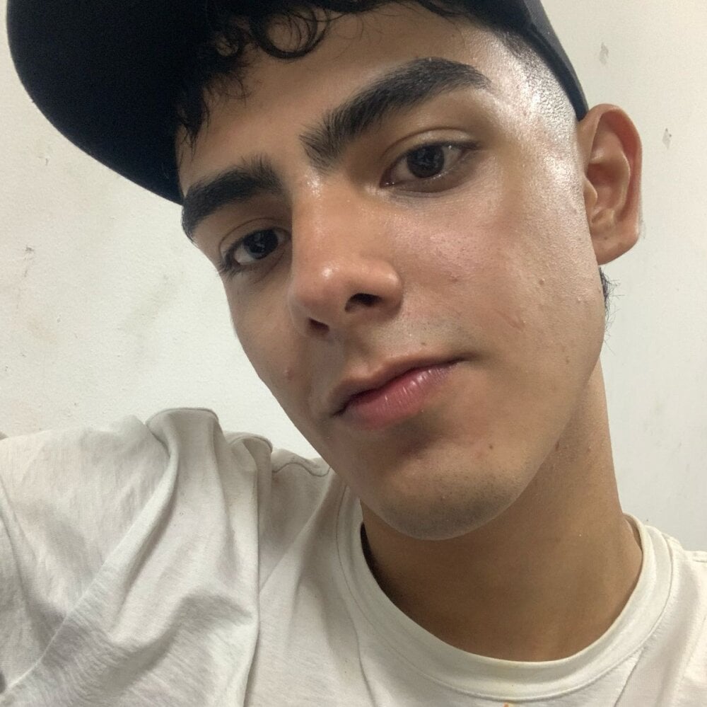 Damian20_ 离线XXX聊天