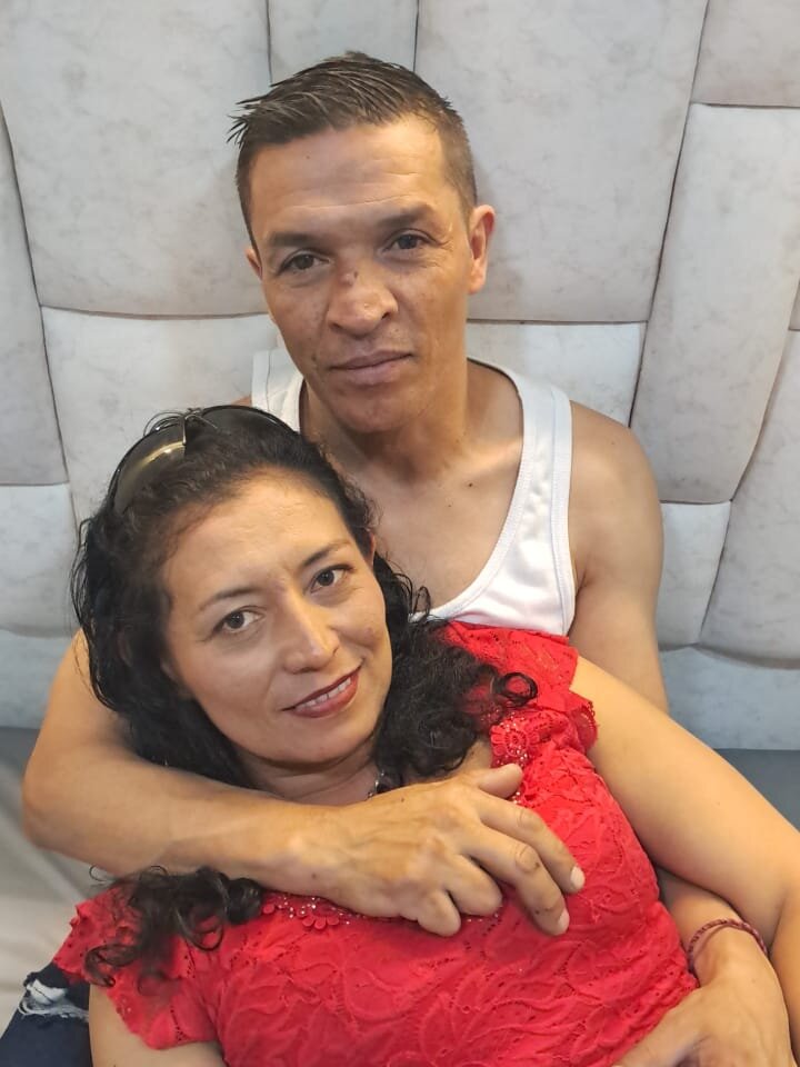 Tonyandjessy's Offline XXX Chat