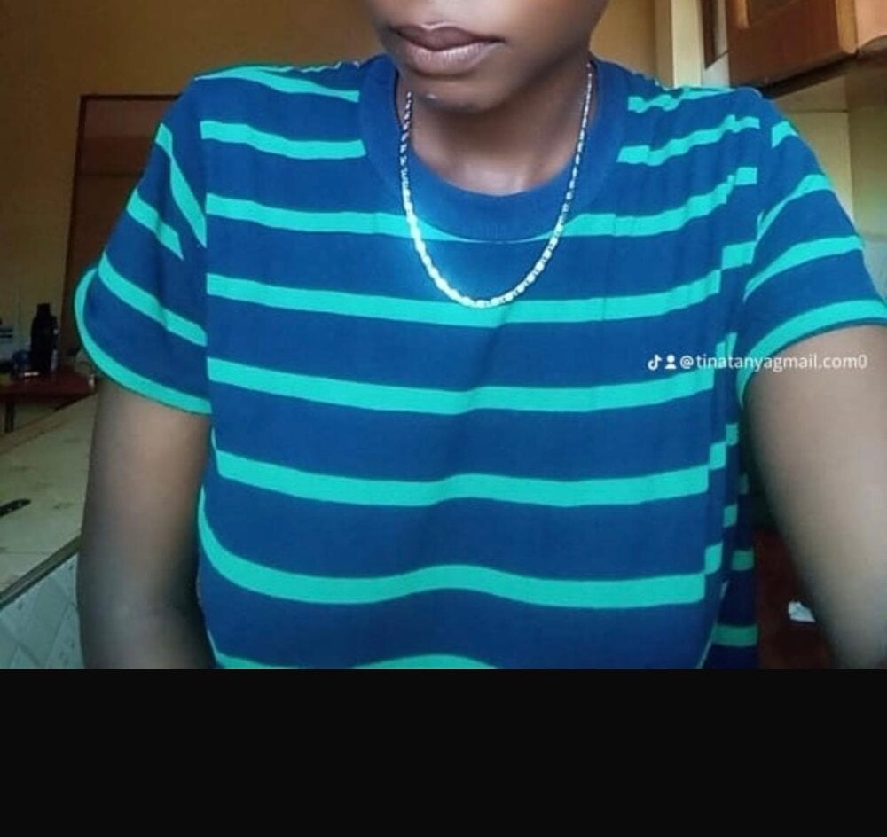Queen_blackie