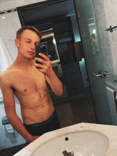 YoungDirtyBoy420 - Stripchat Lovense Cam2cam Dildo Boy 