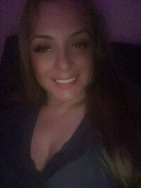Secretive_SiennaUK's Offline Chat Room