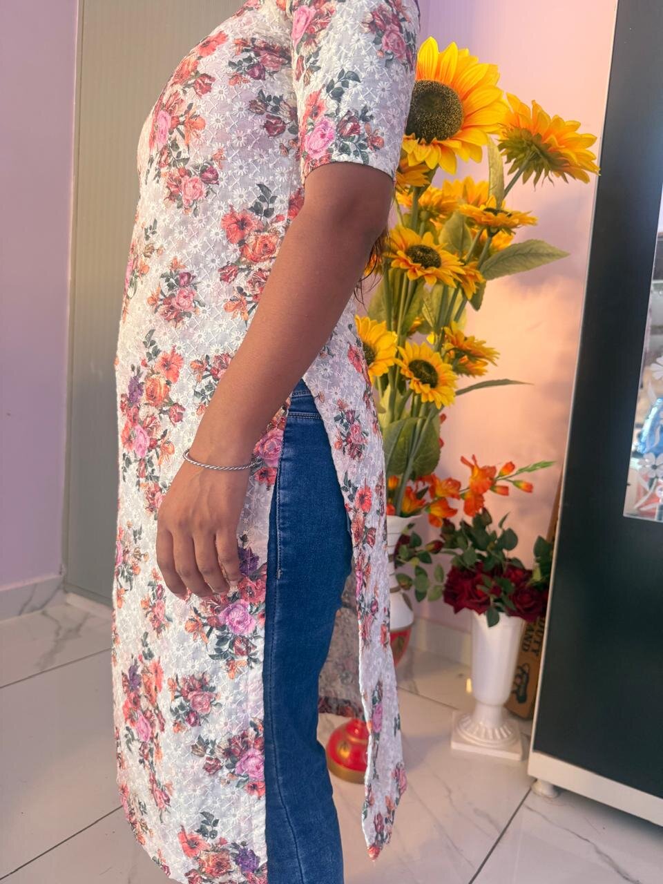 LOVELY_SUKOON