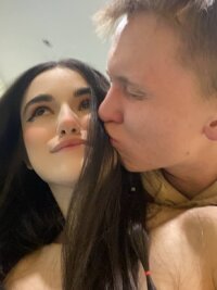 pokkiphill's Offline Chat Room