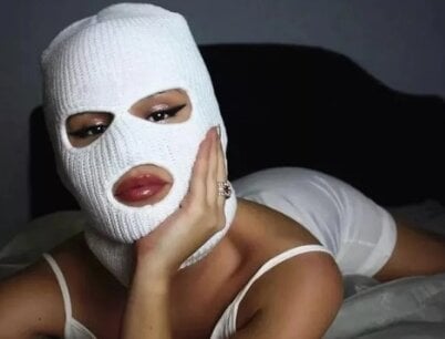 livesex.fan little__lunaa livesex profile in thin cams