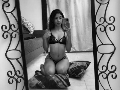 Lolo_lola96 💫 live online chat