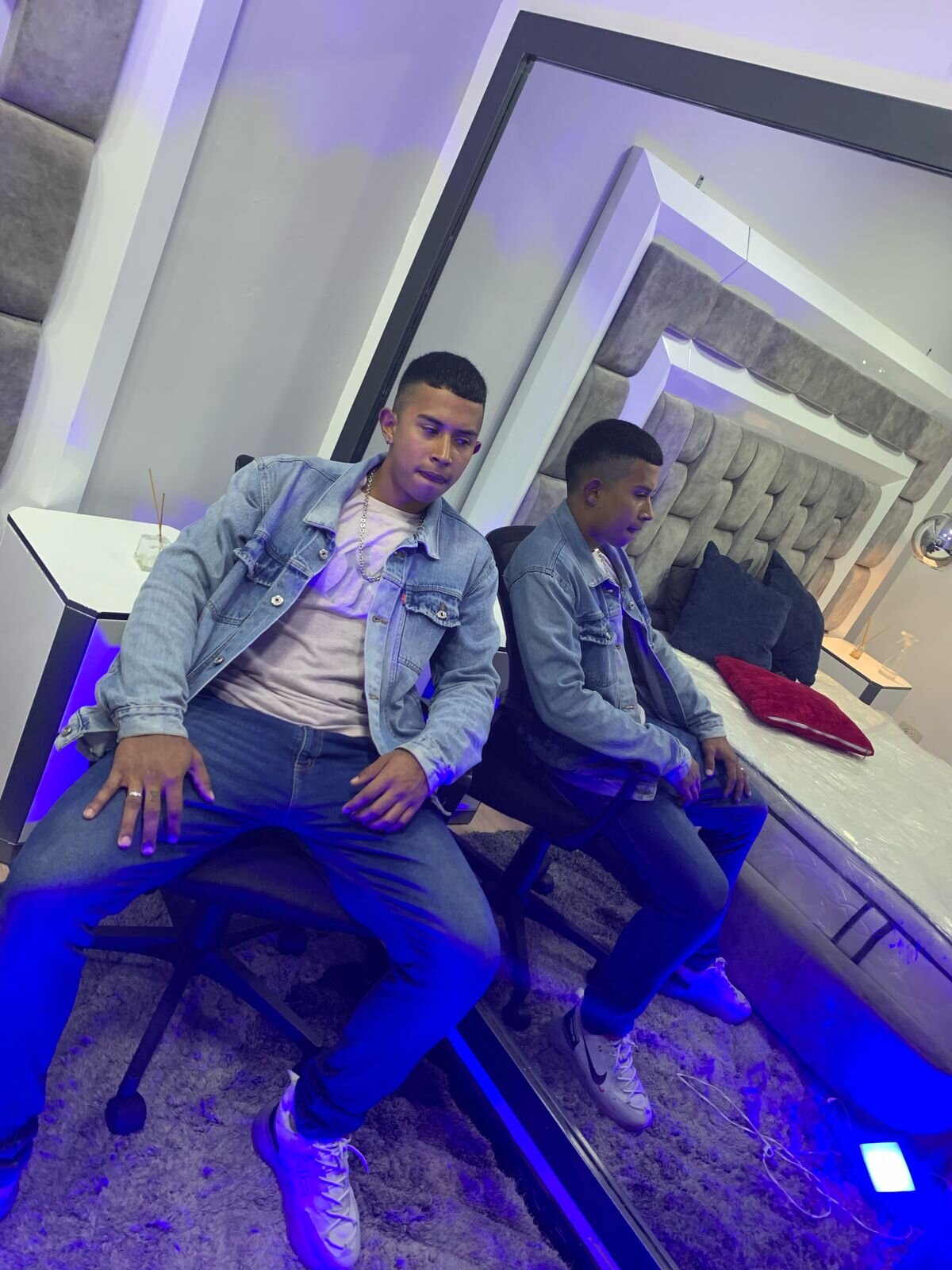AronSmitt_