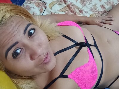 Aileen_Maia on StripChat