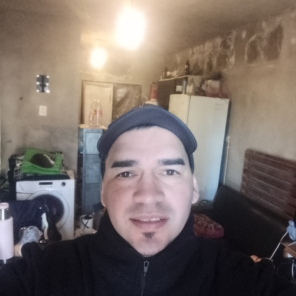 elpikachu0001 from stripchat