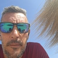 Disfruton42's webcam live show