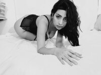 laraa_pink's Offline XXX Chat