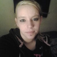 jojopiper24's Offline Chat Room