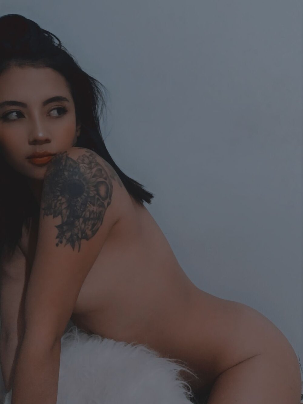 -EMILYSWAN-- profile