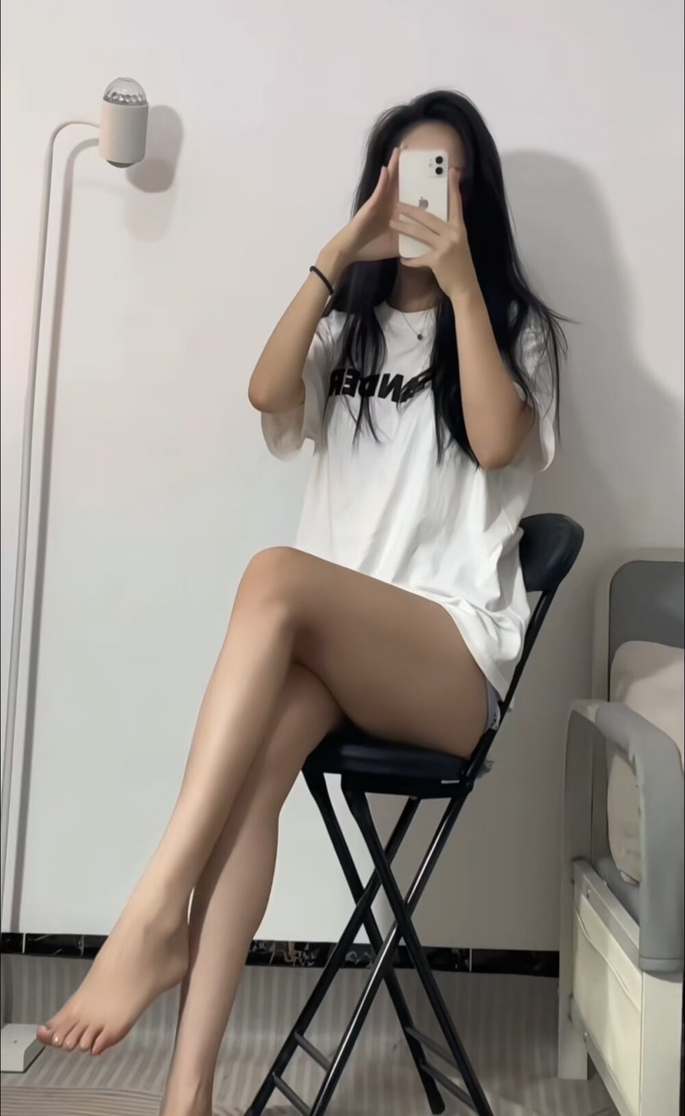 myliveeroticcams.com xinxinjiejie-aa livesex profile in i-live-in-the-sunflower-field cams