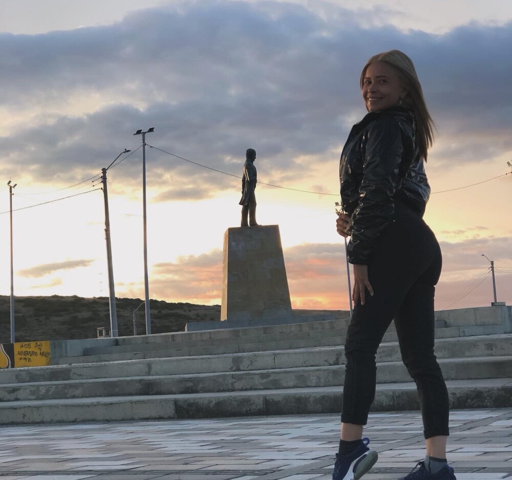 KALIFA_ROSSE