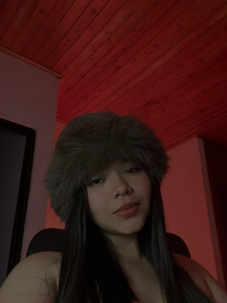 NikaVelvet1