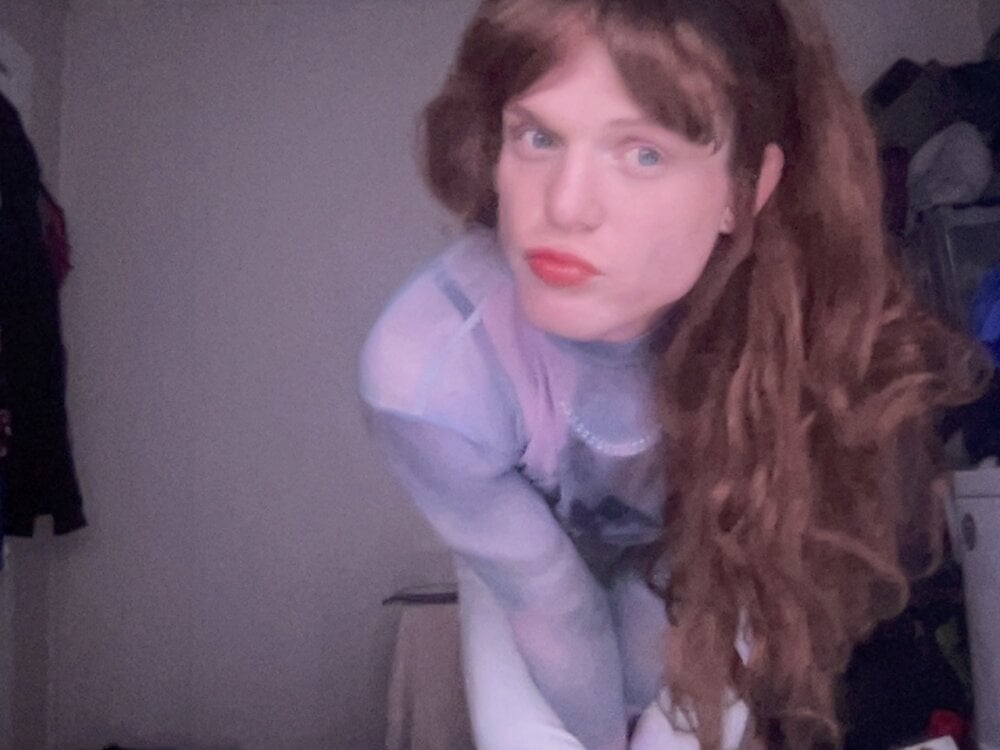 Bby_girl23's Offline XXX Chat