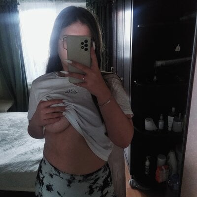 Lorrie_Britney Avatar