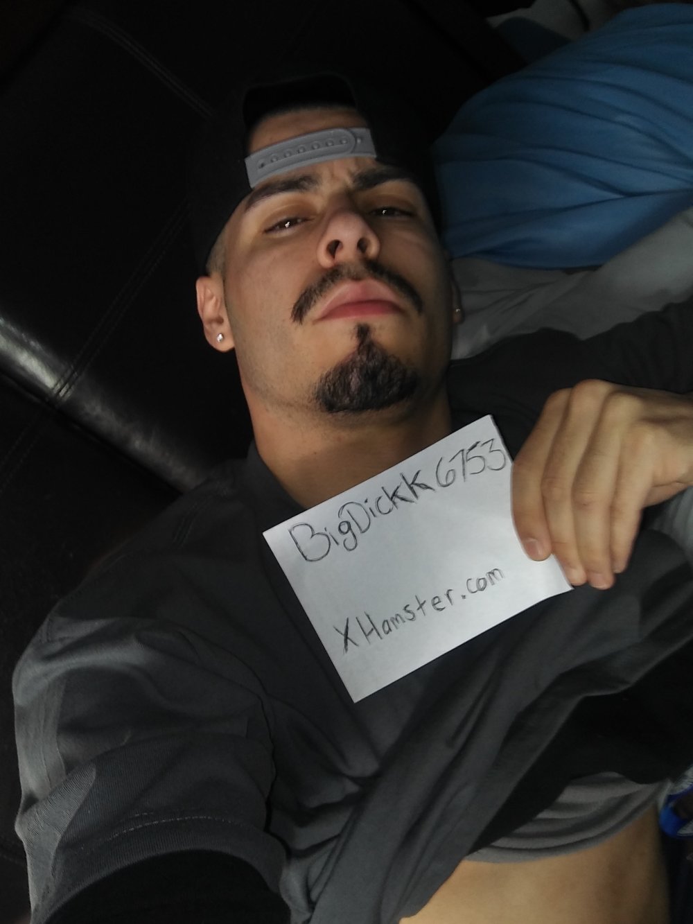 Live sex webcam photo for BigDickk6753 #292211458