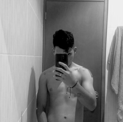 jeffreybrown18 from stripchat