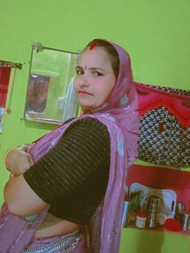 ARPITA-999 live cam model at StripChat