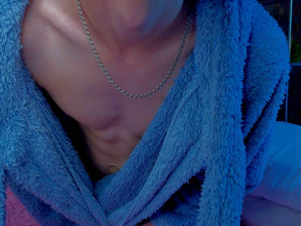 1black_light1 from stripchat