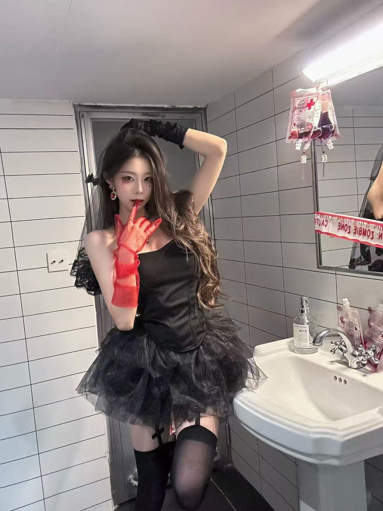 Scarlett-888