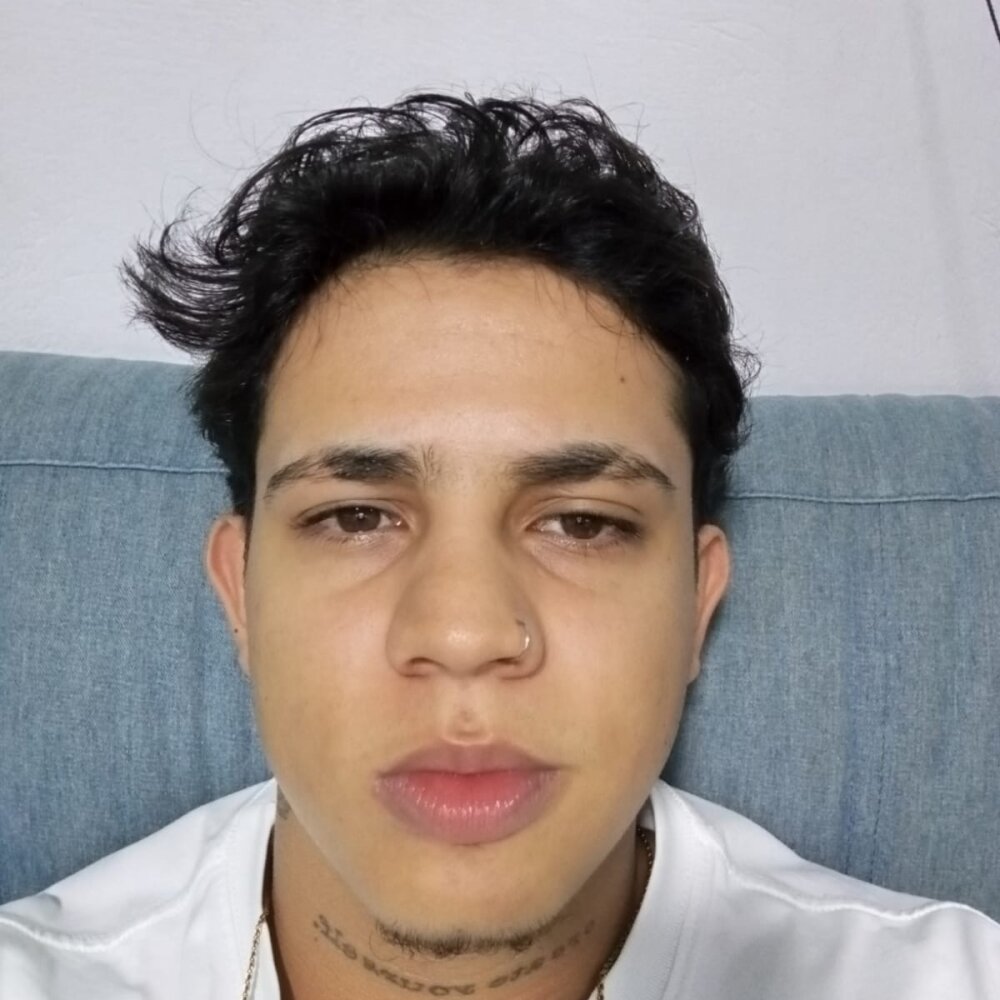 watchgirlcam.com tiifkeev livesex profile in french cams