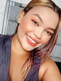 bunny_bellotaII's Offline Chat Room