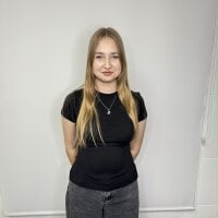 DoraBerley's webcam live show