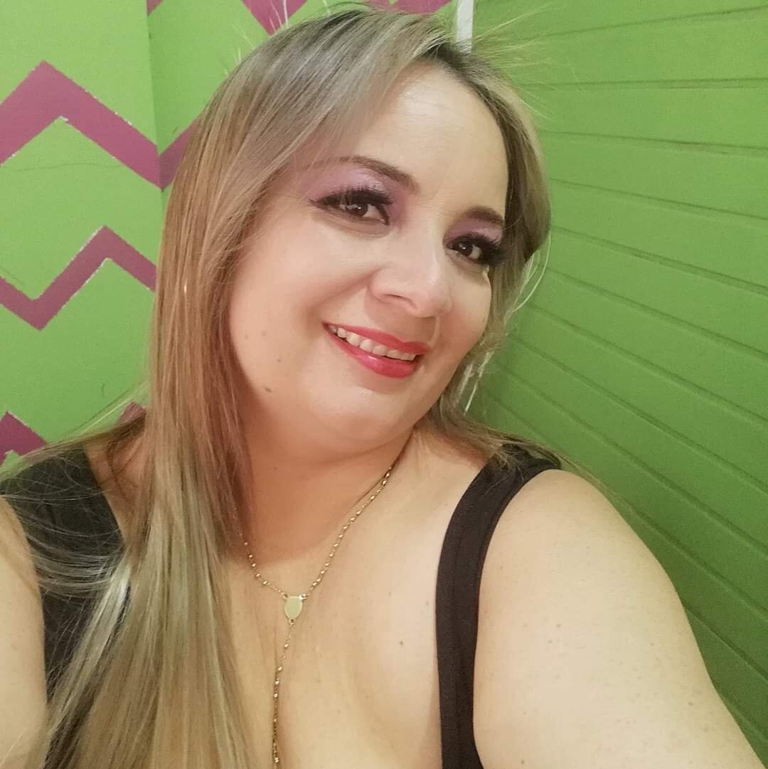 Alice_bigass