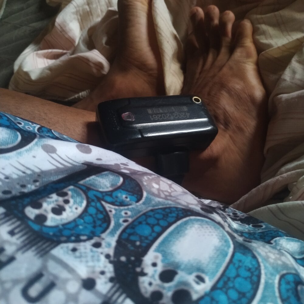 m-a-g-n-a-t-a from stripchat