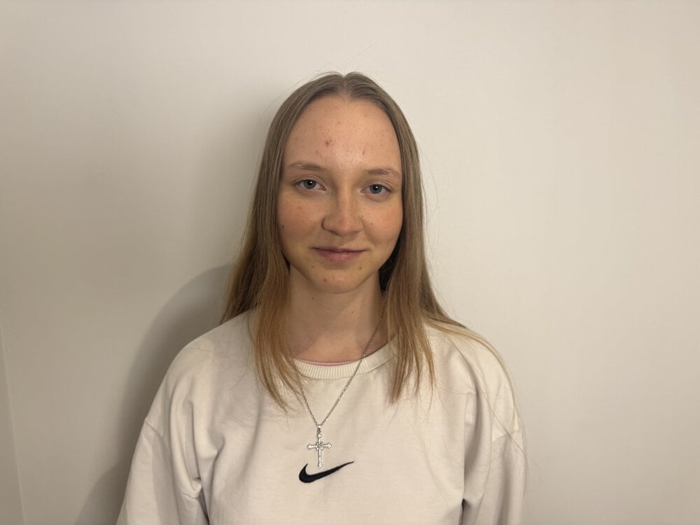 elivecams.com bibistapler livesex profile in white cams