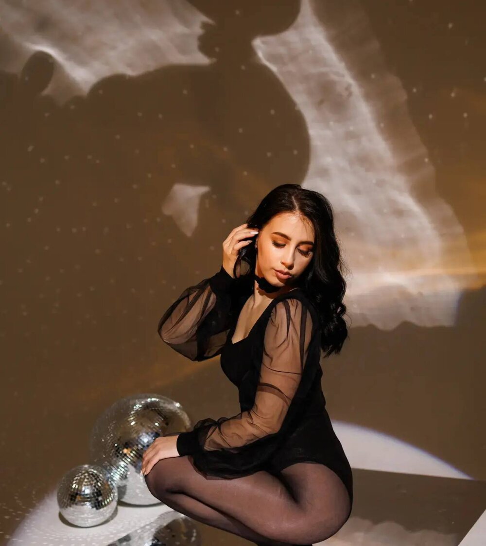 livesex.fan brittaredmann livesex profile in semei-semey cams