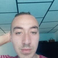 monosexy's Offline Chat Room