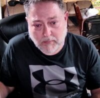 johnsunderground72's Offline Chat Room