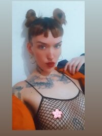 bebishampoo's Offline Chat Room