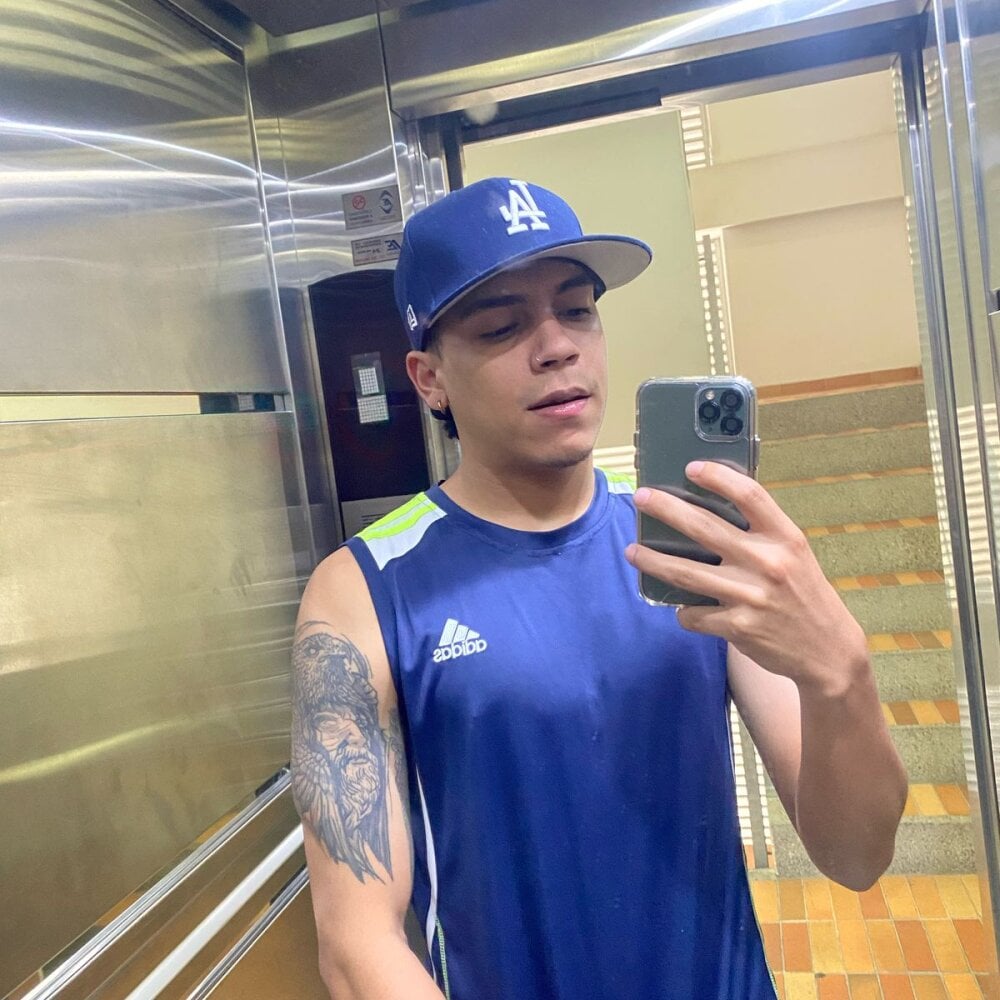 david_santos16 from stripchat