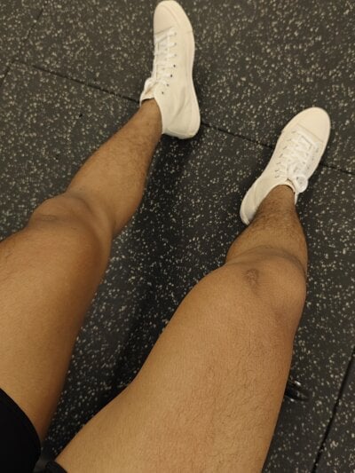 Yourmuscleboyz