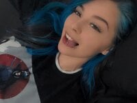 Rebekareign's Offline Chat Room