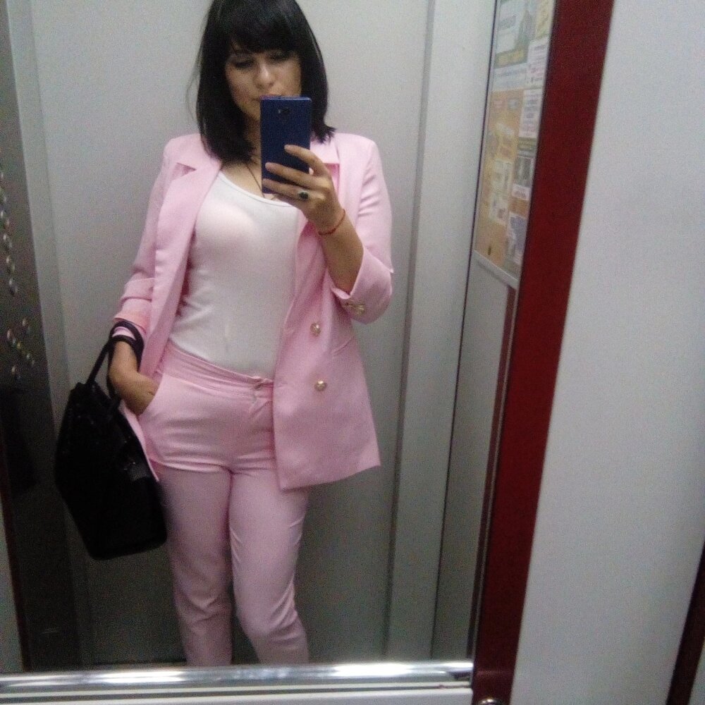 Lola_Rhoda's Offline XXX Chat
