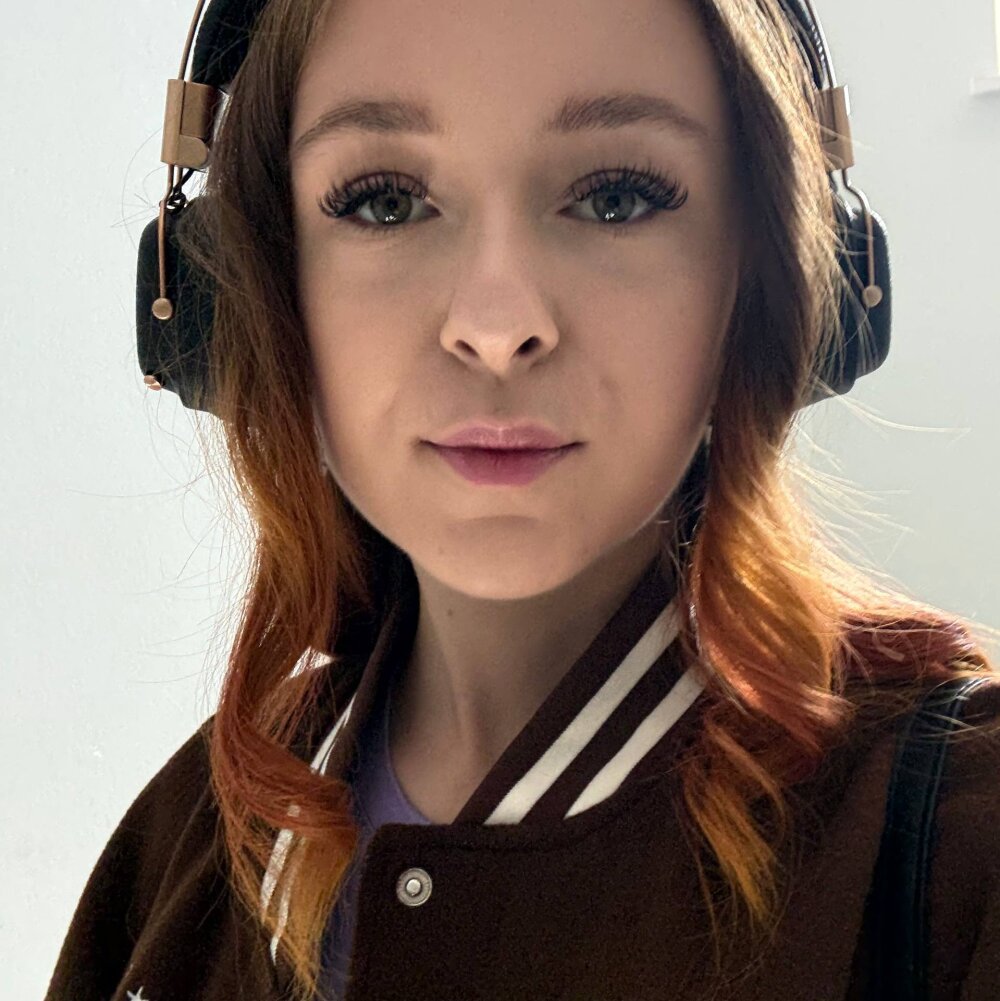 pornos.live abigailabdalla livesex profile in at-iamsarah240 cams